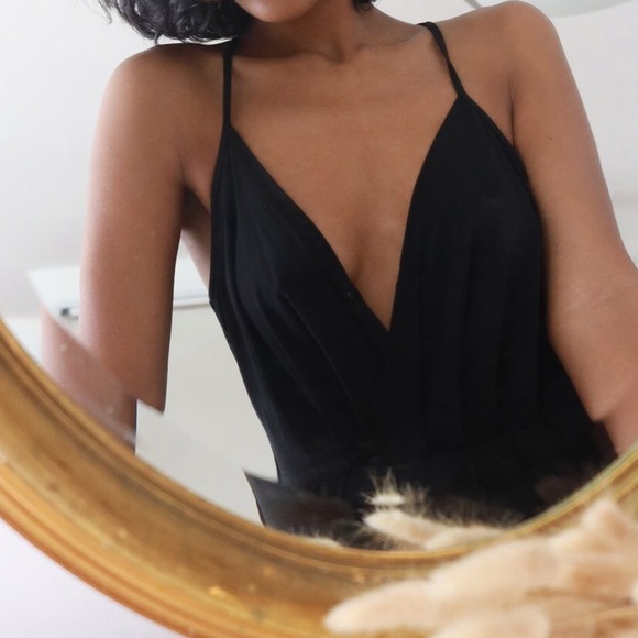 🔸NWT🔸 DELLA SLEEVELESS MIDI DRESS - Picture 7 of 8